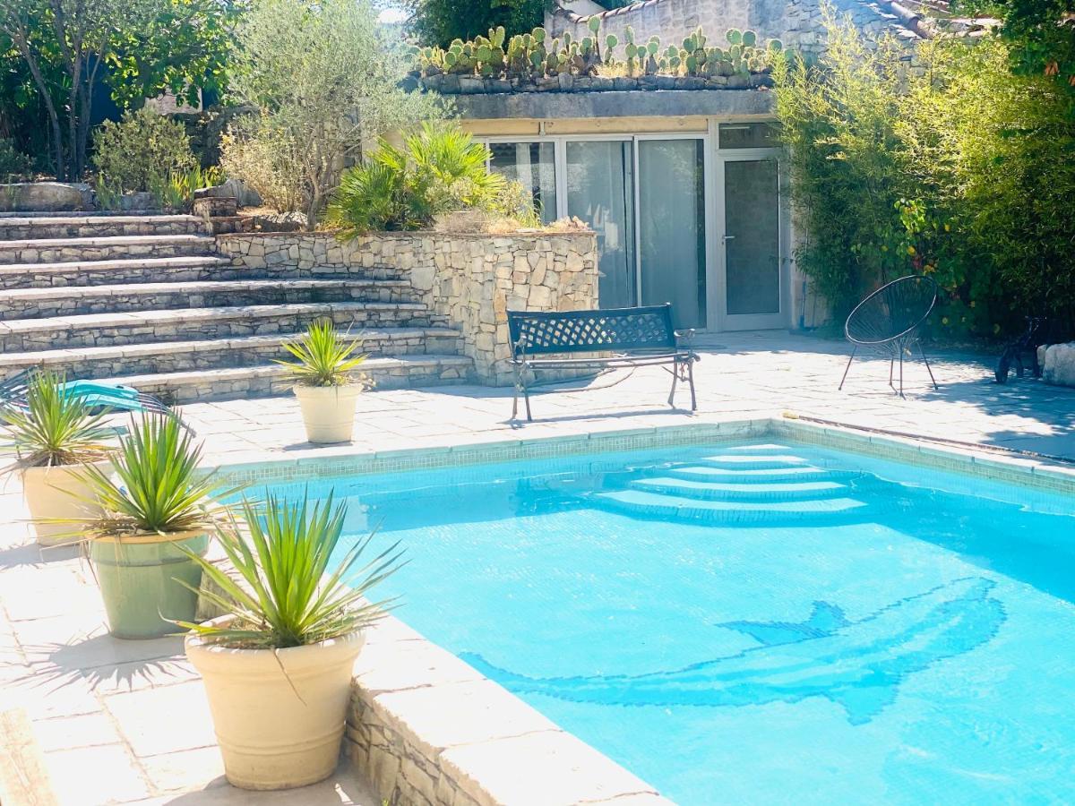 Villa Nimes Exterior photo